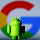 Google y Android en una figura 3D.
