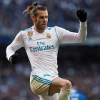 Bale celebra uno de los dos goles que le marcó al Deportivo. RODRIGO JIMÉNEZ