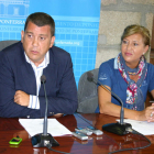 Carlos López Riesco y Teresa Magaz, en la comparecencia del Ayuntamiento.