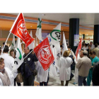 Concentración de protesta en el Hospital de León