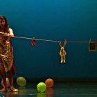 Un momento de la representación de ‘Volver a jugar’, de Marisol Rozo.