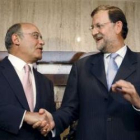 Rajoy saluda al presidente de la Ceoe, Díaz Ferrán.