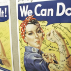 Poster firmado de las antiguas Rosies en las oficinas del Rosie the Riveter World War II Home Front National Historic Park, en Richmond, California.
