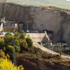 Obras de construcción de la presa de Castrovido, en una imagen de archivo. SANTI OTERO