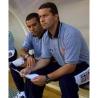 De la mano de Álvarez Tomé, a la derecha, Alejandro volverá al club