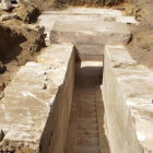 Pasillo hallado por una misión arqueológica en Dahshur, al sur de El Cairo, perteneciente a los restos de una pirámide faraónica de hace 3.700 años.