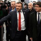 Carles Puigdemont y el diputado danés Magni Arge, llegando a la reunión del Parlamento de Dinamarca.