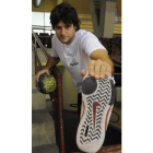 El argentino Carou volverá a ser hoy un baluarte en defensa.