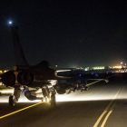Uno de los bombarderos franceses que atacaron Raqqa (Siria) la noche del martes.