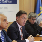 Miguel Ángel del Egido, Marcos Martínez, Ana González y Tuero, ayer en Oviedo.