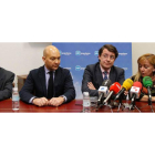 Emilio Gutiérrez, Jaime García Legaz, Alfonso Fernández Mañueco e Isabel Carrasco, ayer, en la rueda de prensa del PP.