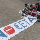 Manifestantes contra los tratados de comercio TTIP y CETA en Bruselas.