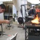La muestra astorgana ofrece demostraciones en vivo del trabajo de los distintos artesanos