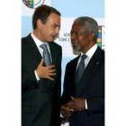 Zapatero conversa con Kofi Annan el pasado septiembre