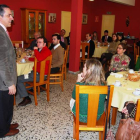 Un momento del coloquio con padres y profesores.