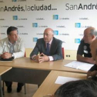Francisco Herrero, Gregorio Chamorro y Gorgonio Gutiérrez durante la reunión.