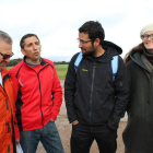 Algunos de los miembros de la plataforma a la puerta del CTR de San Román. A. VALENCIA