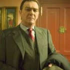 El veterano actor en una imagen de la serie