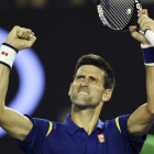 El tenista serbio no oculta su alegría tras derrotar a Federer para pasar a la final.