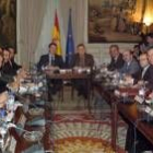 Representantes de todas las comunidades autónomas se reunieron ayer con Jordi Sevilla