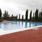 La piscina ubicada en Villanueva del Condado posee wifi gratis. M.P.