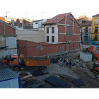 El permiso de Patrimonio se limita por ahora a la construcción de los muros perimetrales y la excavación del sótano. FERNANDO OTERO