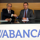 El representante de los regantes y el de Abanca. DL
