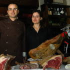 Marcos Louzao y Raquel Castañeda en la Parrilla Louzas.