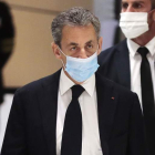 Sarkozy ayer, al llegar al Tribunal de Justicia. CHRISTOPHE PETIT TESSON