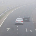 Hay varias carreteras en la provincia de León afectadas por la niebla. MONTESINOS