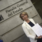 Esperanza Aguirre a su llegada a la Fiscalía General del Estado.