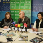 Yolanda Ferreras, José Miguel García Bellido y María Jesús Pérez, ayer en la sede de ATA.