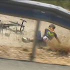 El ciclista del Movistar se fue al suelo bajando el alto de Tollos cuando iba fugado