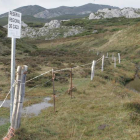 El enfrentamiento por los terrenos llegó al extremo de que por parte asturiana se llegaran a colocar alambradas.