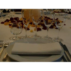 Las parejas de León siguen celebrando su unión con un gran banquete, sin que falte detalle pero con menos invitados.