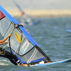 Marina Alabau navega durante la competición de Windsurf de Londres celebrada en Weymouth.