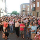 Numerosos vecinos se congregaron en el acto informativo convocado por Ayuntamiento y Junta Vecinal