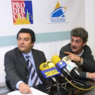 Ramón y Casado, en una rueda de presa de Asodebi.