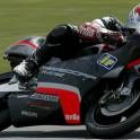 El piloto español de Moto GP Dani Pedrosa sale de su box durante los entrenamientos en Jerez