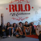 Rulo y la Contrabanda presentan en el patio del colegio su primer disco, «Señales de humo&raqu