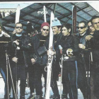 Secundino, séptimo por la izquierda con gorro de borlas, junto al resto de integrantes del equipo nacional en Grenoble 1968.