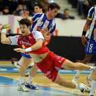 Gonzalo Carou durante un partido del Ademar.