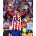 Despedida a Fernando Torres después de su último partido con la camiseta del Atlético. RODRIGO JIMÉNEZ