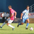 Saizar (derecha) repetirá como titular en Sevilla, esta vez como referencia atacante.