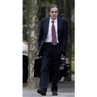 El ministro de Trabajo, Valeriano Gómez.