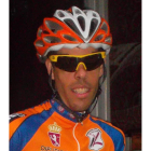Merino, ciclista del Diputación de León-Arte en Transfer.