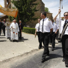 Los actos religiosos alcanzarán su momento más álgido merced a la procesión por algunas de las calles de la localidad. JESÚS F. SALVADORES