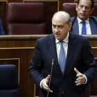 El ministro del Interior, Jorge Fernández Díaz, este martes, en la sesión de control al Gobierno en el Congreso.