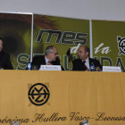 El director general de la Vasco Mario Calvo, con las autoridades asistentes al acto de clausura.