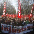 Toxo y Cándido Méndez al comienzo de la manifestación contra la reforma laboral que se celebró en Madrid.